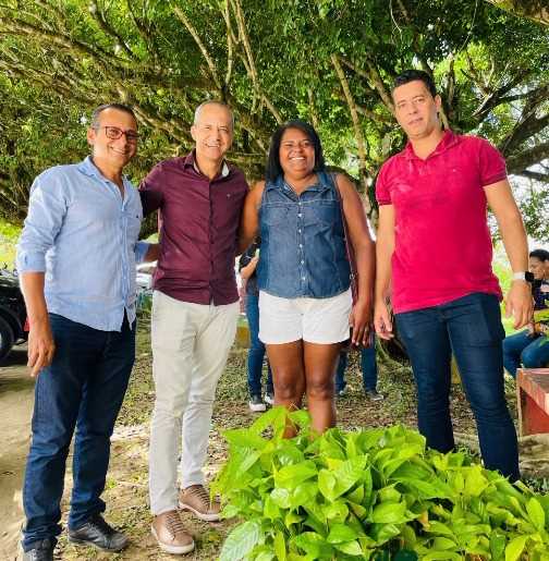 Camacã: Prefeitura chega a marca de 35 mil mudas de Cacau distribuídas para pequenos agricultores
